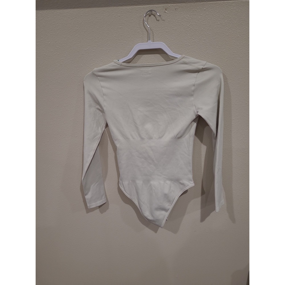 OQQ body shaping Bodysuit Ivory long sleeve Sq Neckline closet staple Women SZ S - Picture 5 of 11